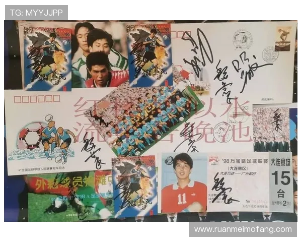 三位名字为三个字的足球球星风采各异 探索他们的场上成就与人生轨迹 三位名字为三个字的足球球星风采各异 探索他们的场上成就与人生轨迹