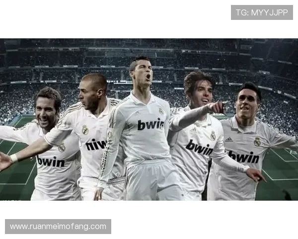 足球明星超帅女神级照片集锦绝美瞬间展现魅力与风采